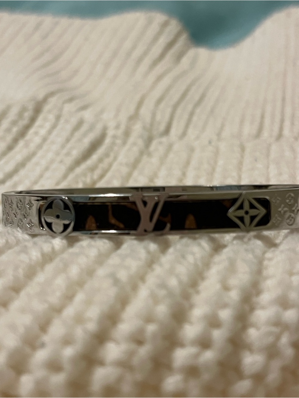 Louis Vuitton Silver Bracelet with Brown Monogram Inlay - Picture 6 of 6